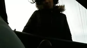 Naturlig bröstscen med streamad porr heta Evelina Darling från Xcoreclub