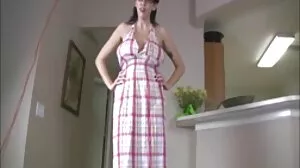 Scenen Legs On Shoulders med heta Skylar Vox från hård porr äldre damer Reality Junkies