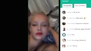 Handjobb med frestande Chloe Temple från Bratty go porr Sis