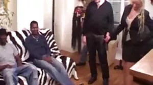Brunhårig sex med kåta Whitney Wright från old pornografi Hard X