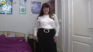 Legs On Shoulders scen med kåta Dana Jayn svensk amatör porrfilm från LetsDoeIt